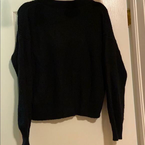 Black Sweater! - Picture 3 of 3